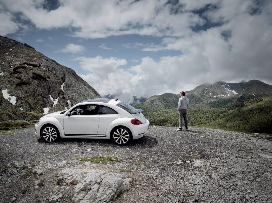  Volkswagen Beetle 2011 года  (UK) (фото 6 из 39)